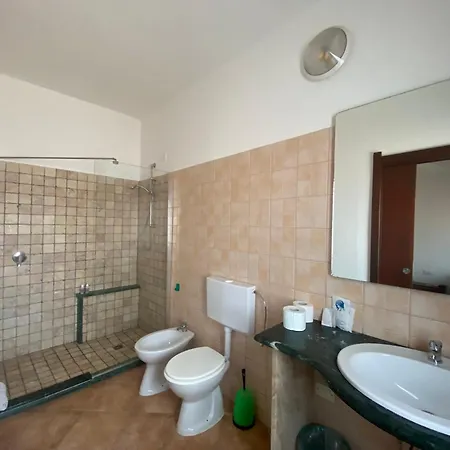 Bed and Breakfast Cancelletto # à Assemini Extérieur photo
